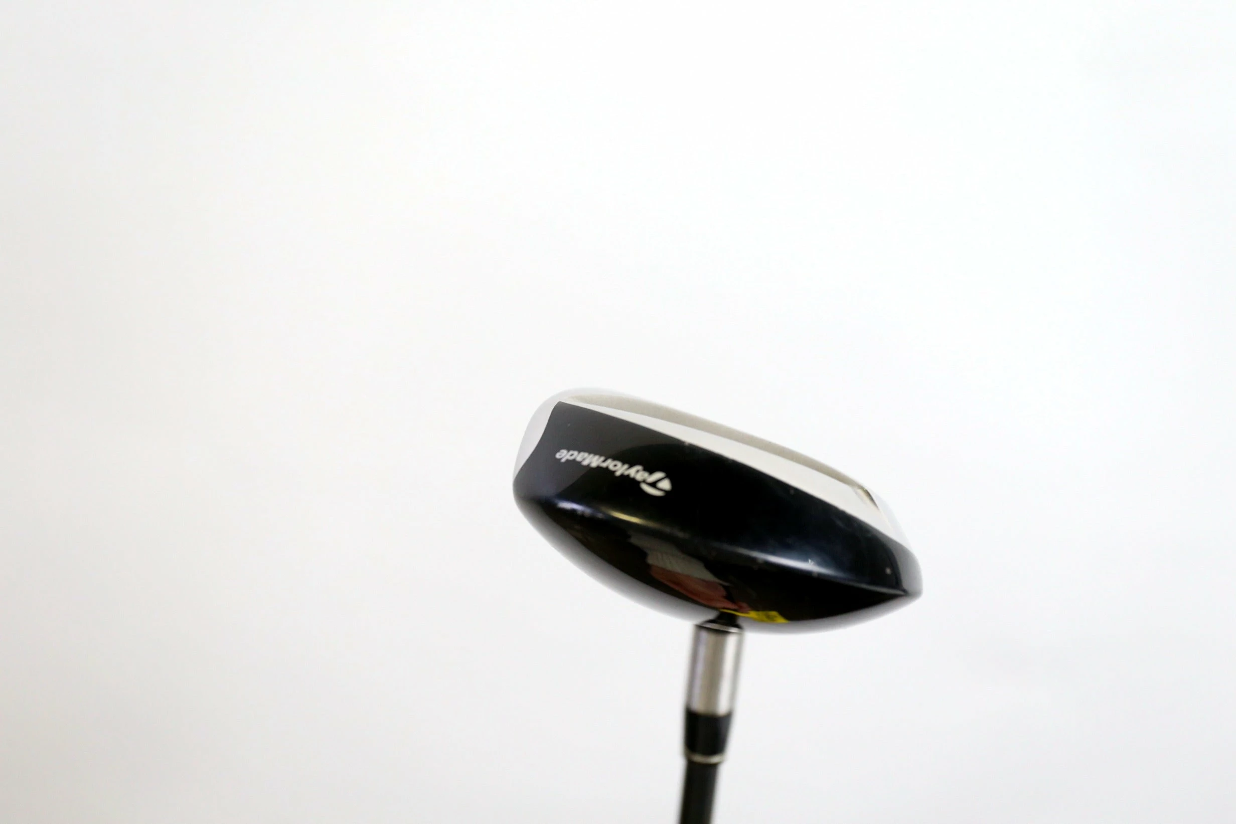 TaylorMade V Steel 18* 5 Wood RH 42.25 In Graphite Shaft Regular Flex - Image 4