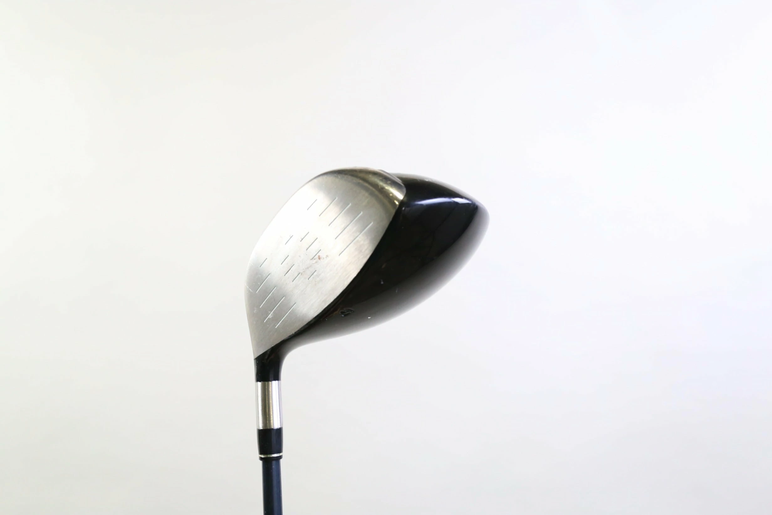 TaylorMade R540 XD Driver - Right-Handed - 9.5 Degrees - Stiff Flex - Image 5